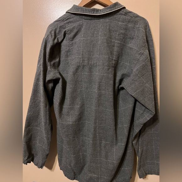 Gray and white striped flannel like pajamas top from POLO Ralph Lauren size m - Picture 7 of 9